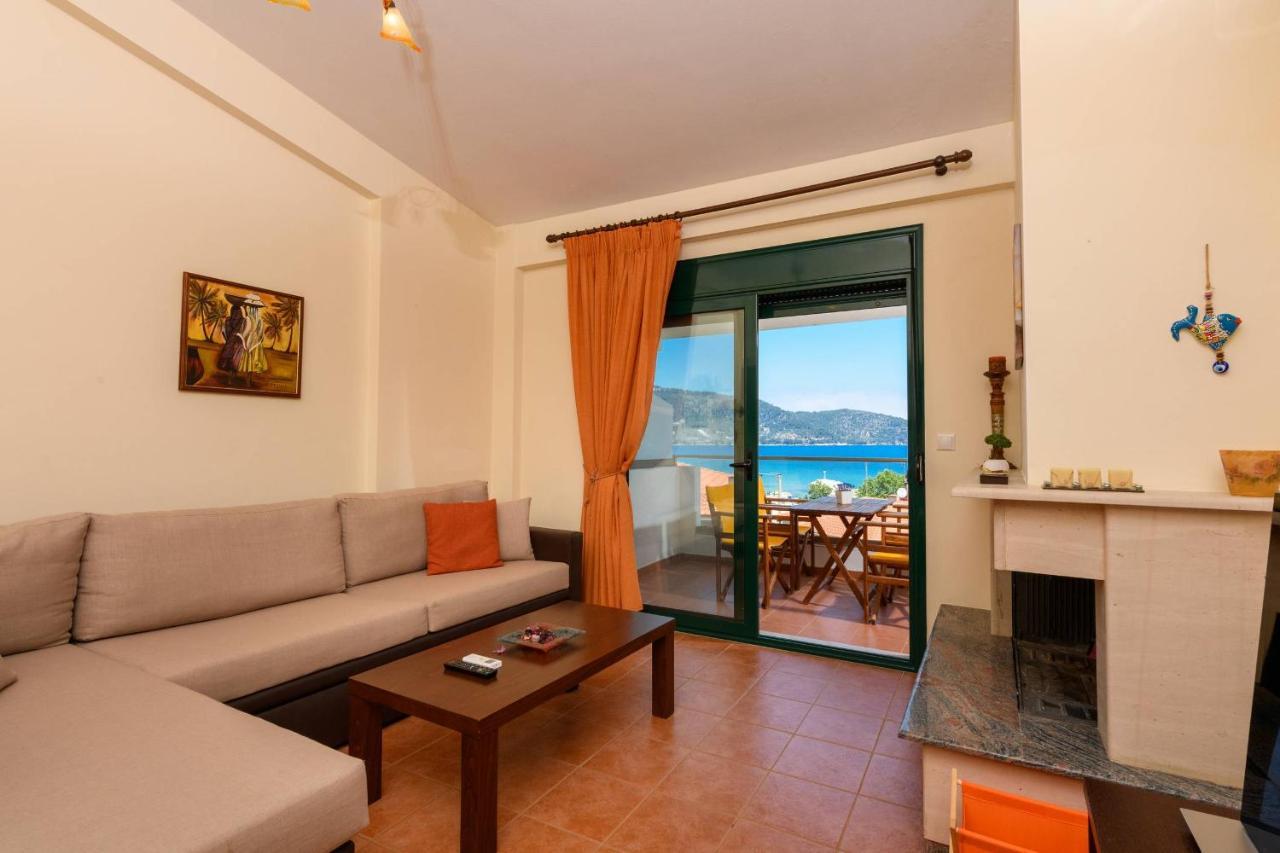 Zoe'S Sea View Apartment Скала-Потамиас Экстерьер фото