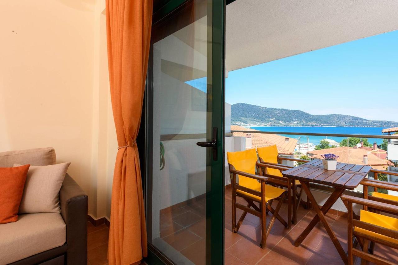 Zoe'S Sea View Apartment Скала-Потамиас Экстерьер фото