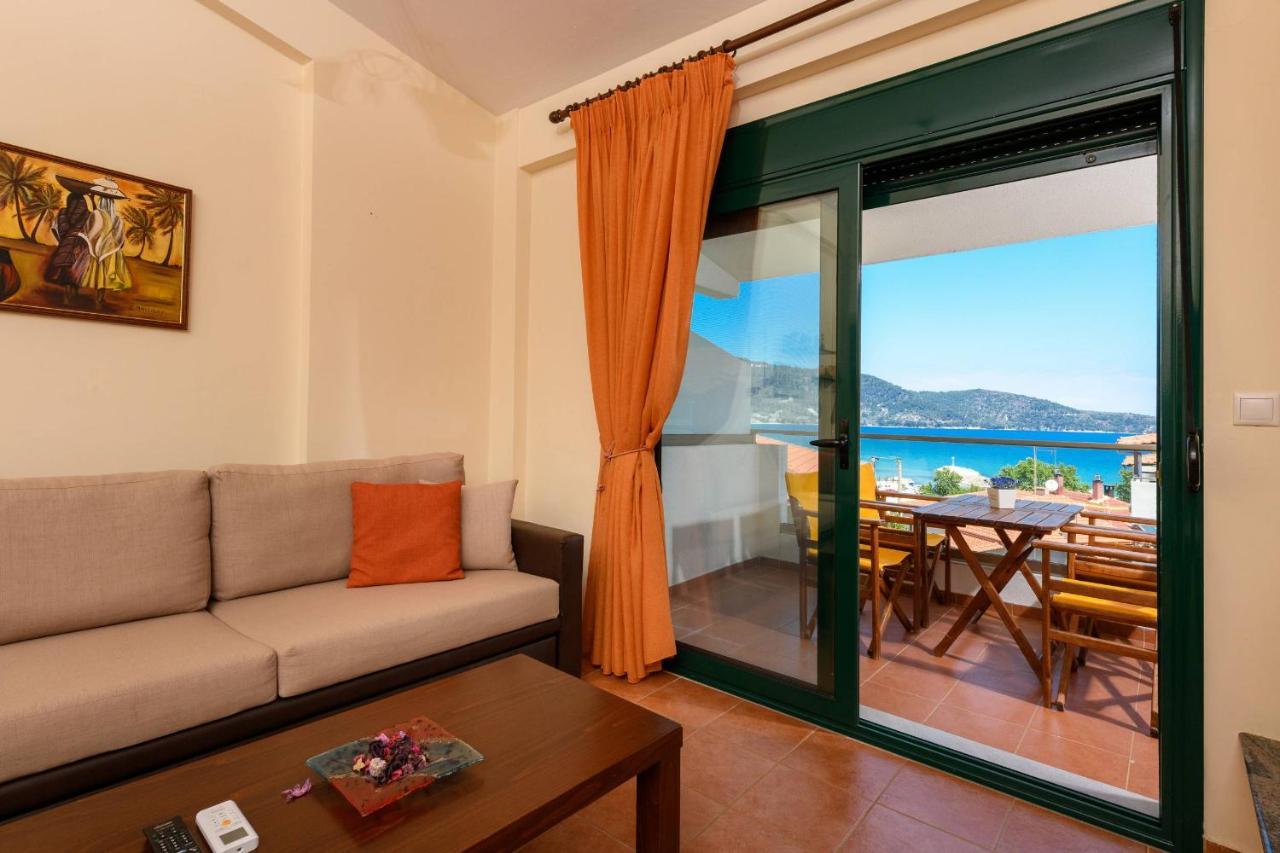 Zoe'S Sea View Apartment Скала-Потамиас Экстерьер фото