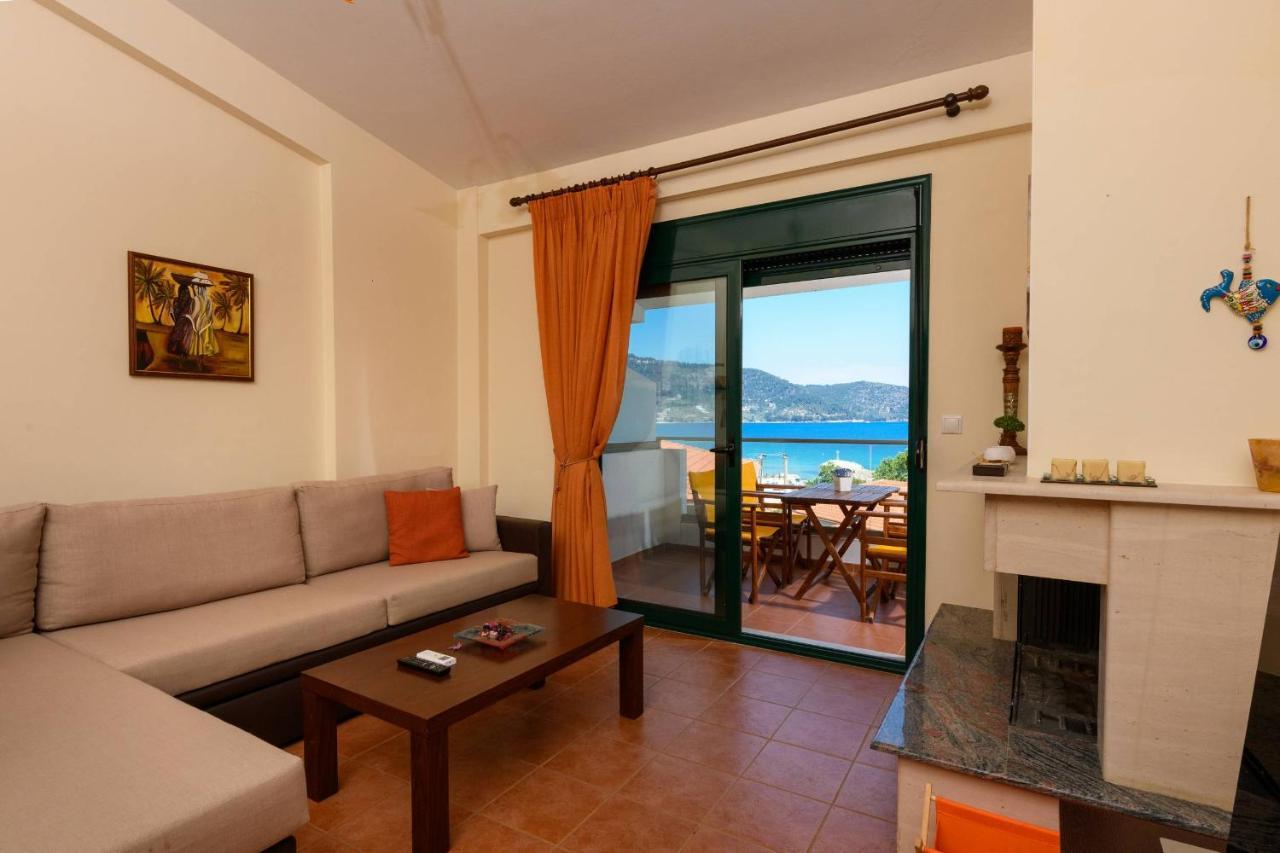 Zoe'S Sea View Apartment Скала-Потамиас Экстерьер фото